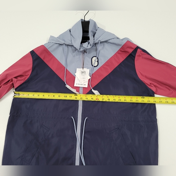 Coach Convertible Chevron Windbreaker Multicolor Jacket Women's Size Large NWT - Picture 7 of 8